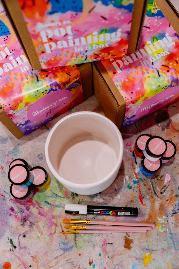 Workshop in a Box :: Pot Painting