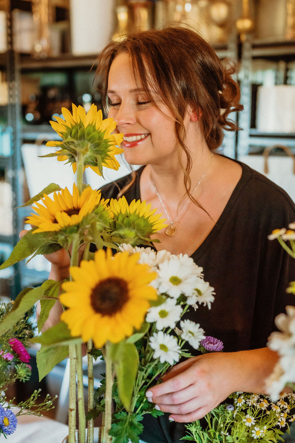 Fresh Flower Arrangements Workshop